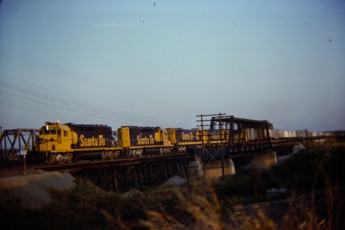 SANTA FE 5077 MIT T N FT WERT TX 1982 KODACHROME ZUGFOLIE