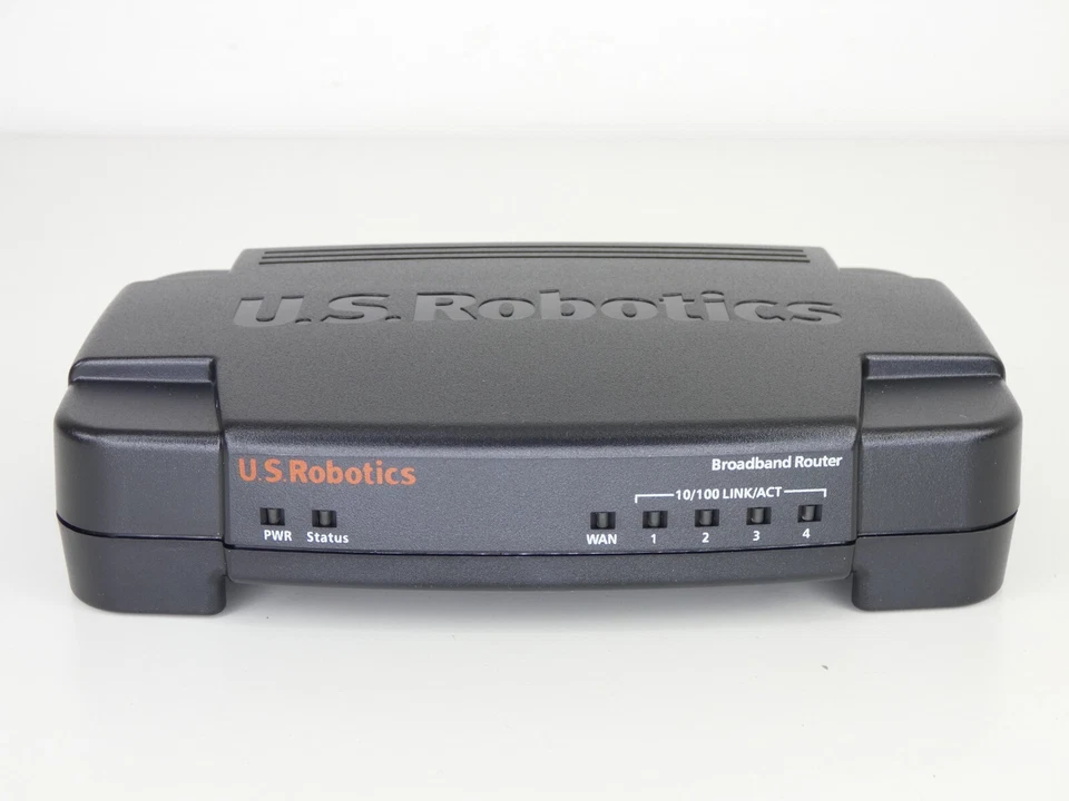 Broadband Router High Speed Internet Sharing US Robotics Model 8004 - Image 4 of 4