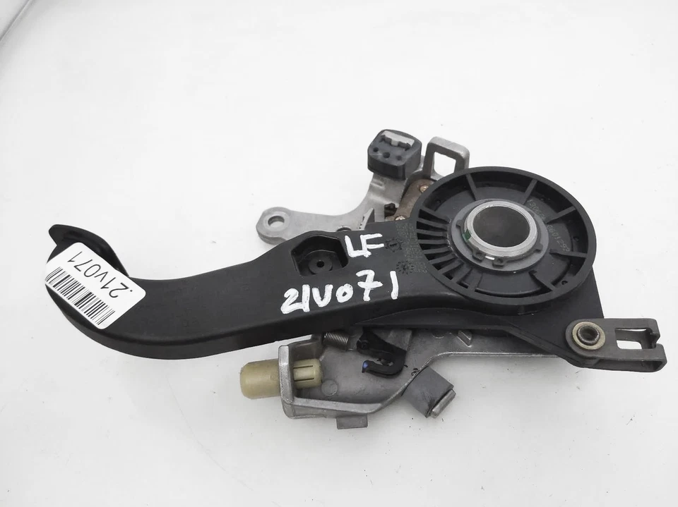 Pedal de estacionamiento Mercedes-Benz E350 2006-2009 203-420-16-84 230-420-00-84 Foto 3 de 4