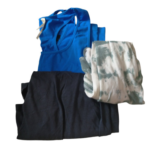 Lot of 3 Women's Medium Sleeveless Activewear Tank Top Assorted Brands (L74)