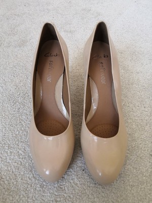 clarks nude court shoes