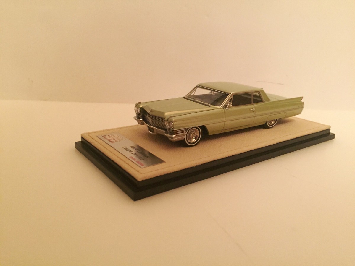 GLM/Cadillacキャデラック Seriesシリーズ75 1/43 限定 s-l1200.jpg