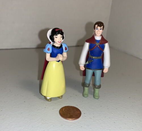 Disney Monorail Playset Cinderella’s Castle Snow White And Prince Figures