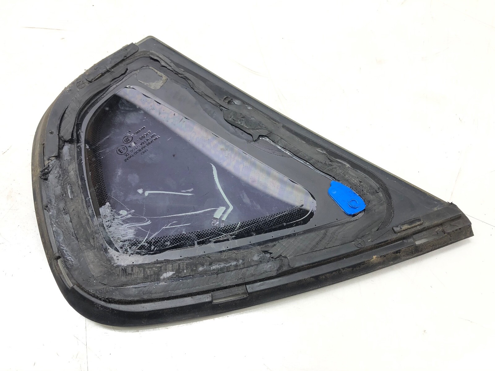 2014-2020 MASERATI QUATTROPORTE RIGHT PASS REAR QUARTER PANEL GLASS WINDOW OEM.