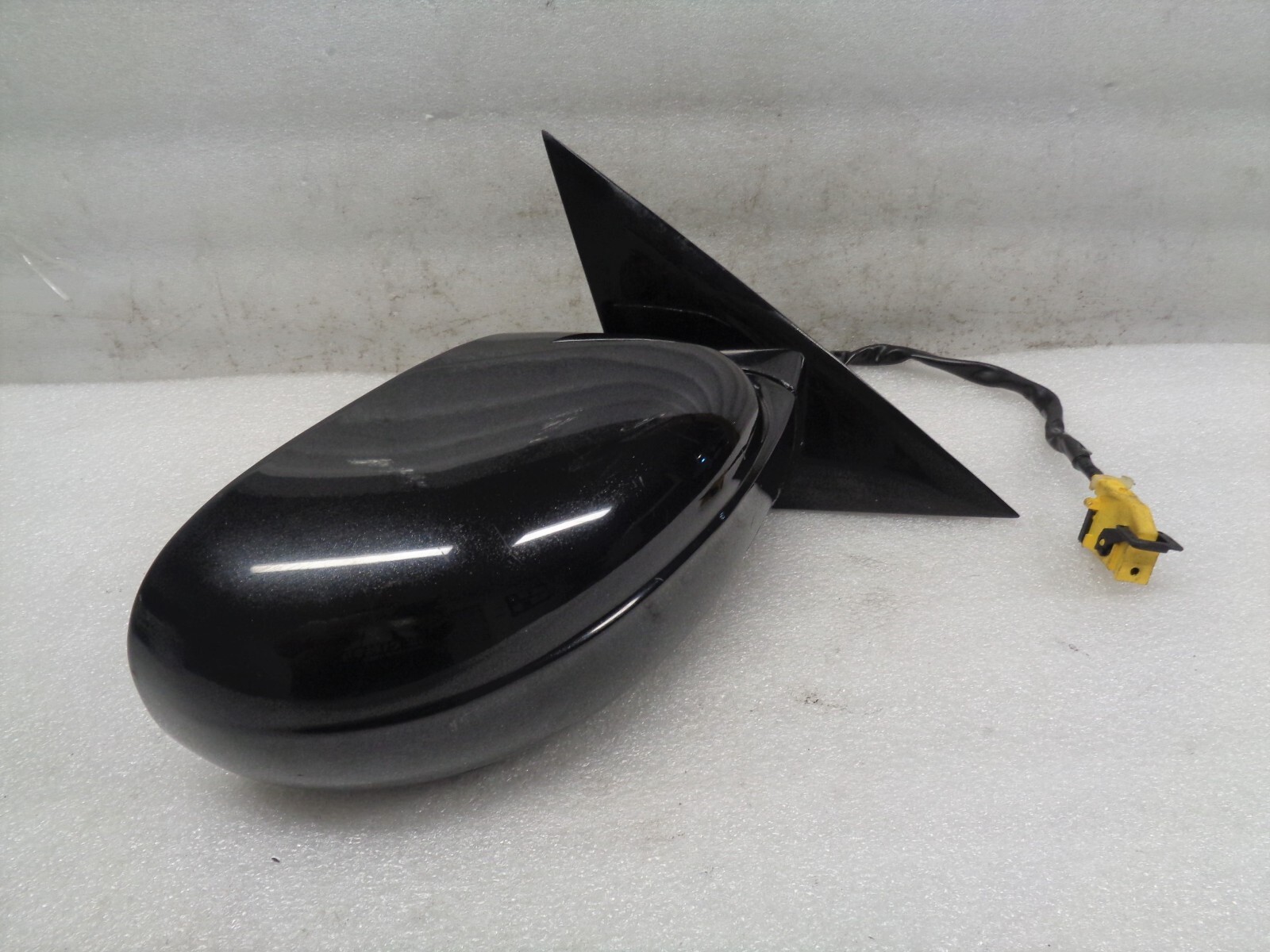 04-08 Maserati Quattroporte Right Side Exterior Door Mirror Black OEM AK2209253