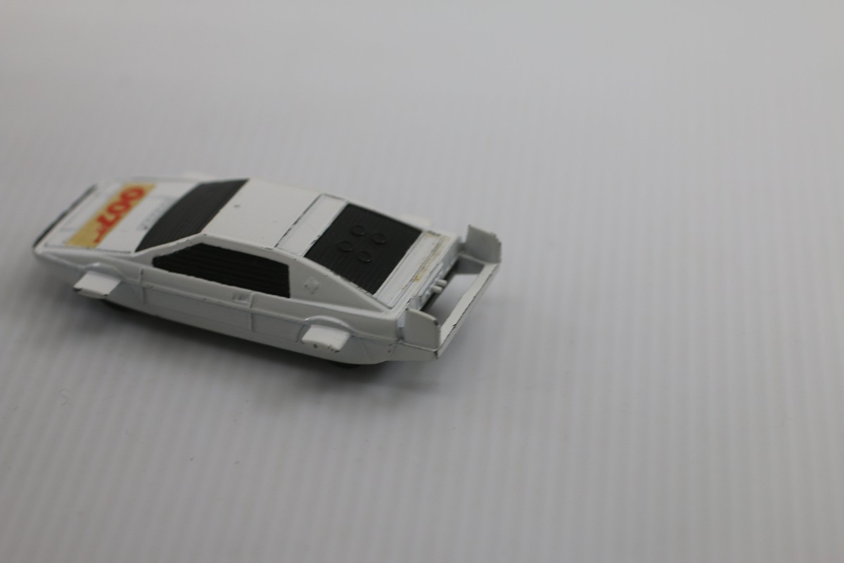 VTG Corgi Juniors James Bond 007 Lotus Esprit Submarine Car White