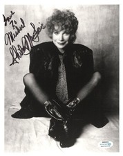 Shirley MacLaine Signed Autographed Love to Michael 8x10 b/w Glamour Photo ACOA