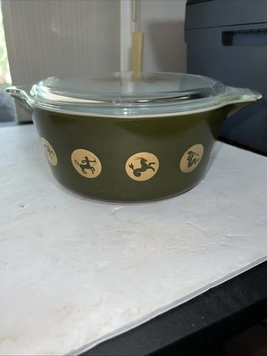 Vintage 1961 PYREX Zodiac 475-B AvocadoGreen Casserole Dish With Lid 2.5Qt