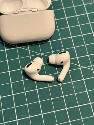 Apple AirPods Pro White Bluetooth Wireless In-Ear Earbuds w/ Charging Case