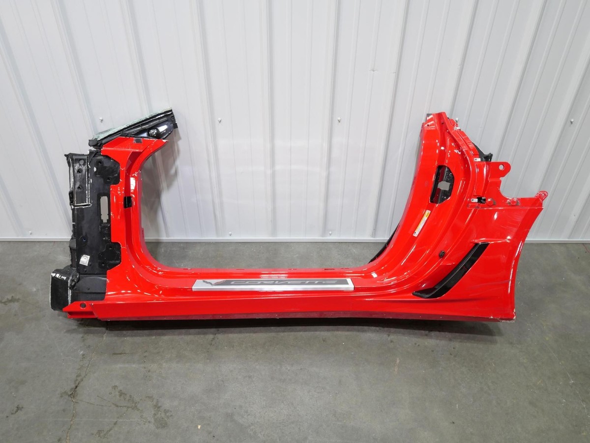 Used Driver Left Side Rocker Aperture Panel 2014-2019 Chevy