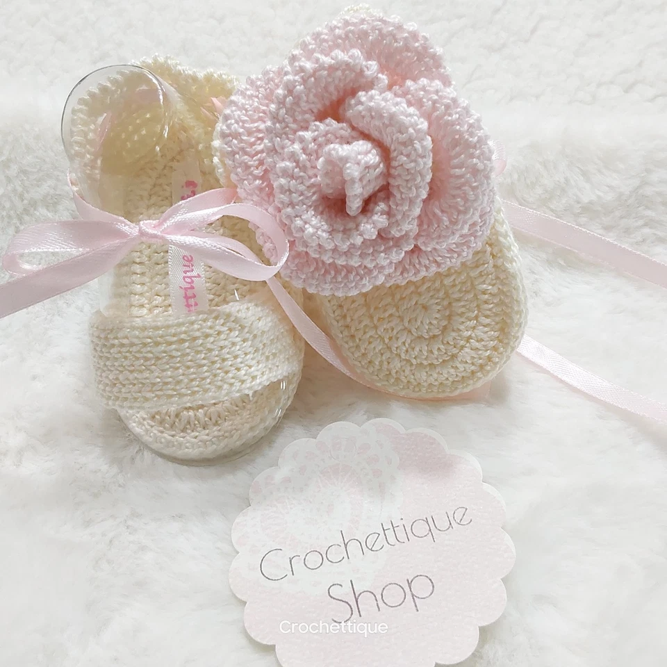 Tacón de bebé hecho a mano flor rosa Mary Jane Foto 3 de 3