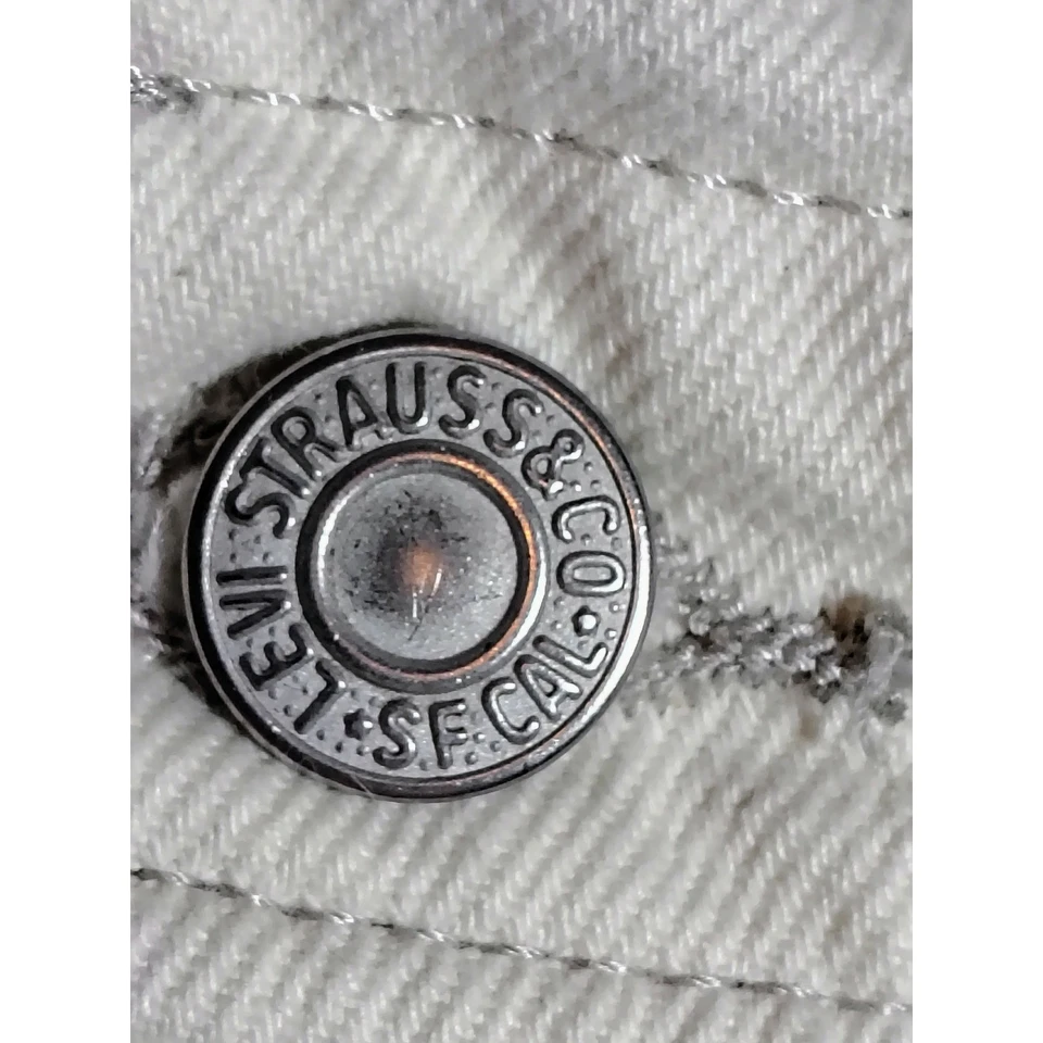 Levi's Premium White Denim Overalls Shorts Women's Large Waterless - Image 3 of 4