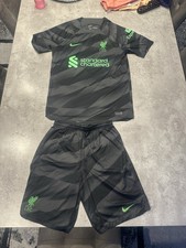 Liverpool Goalkeeper Kit - Black/Green - KidsSmall S/P CH - Shirt & Shorts