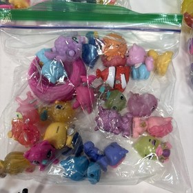 Hatchimals Colleggtibles HUGE Lot Of 205 Mixed Seasons Editions + Accessories