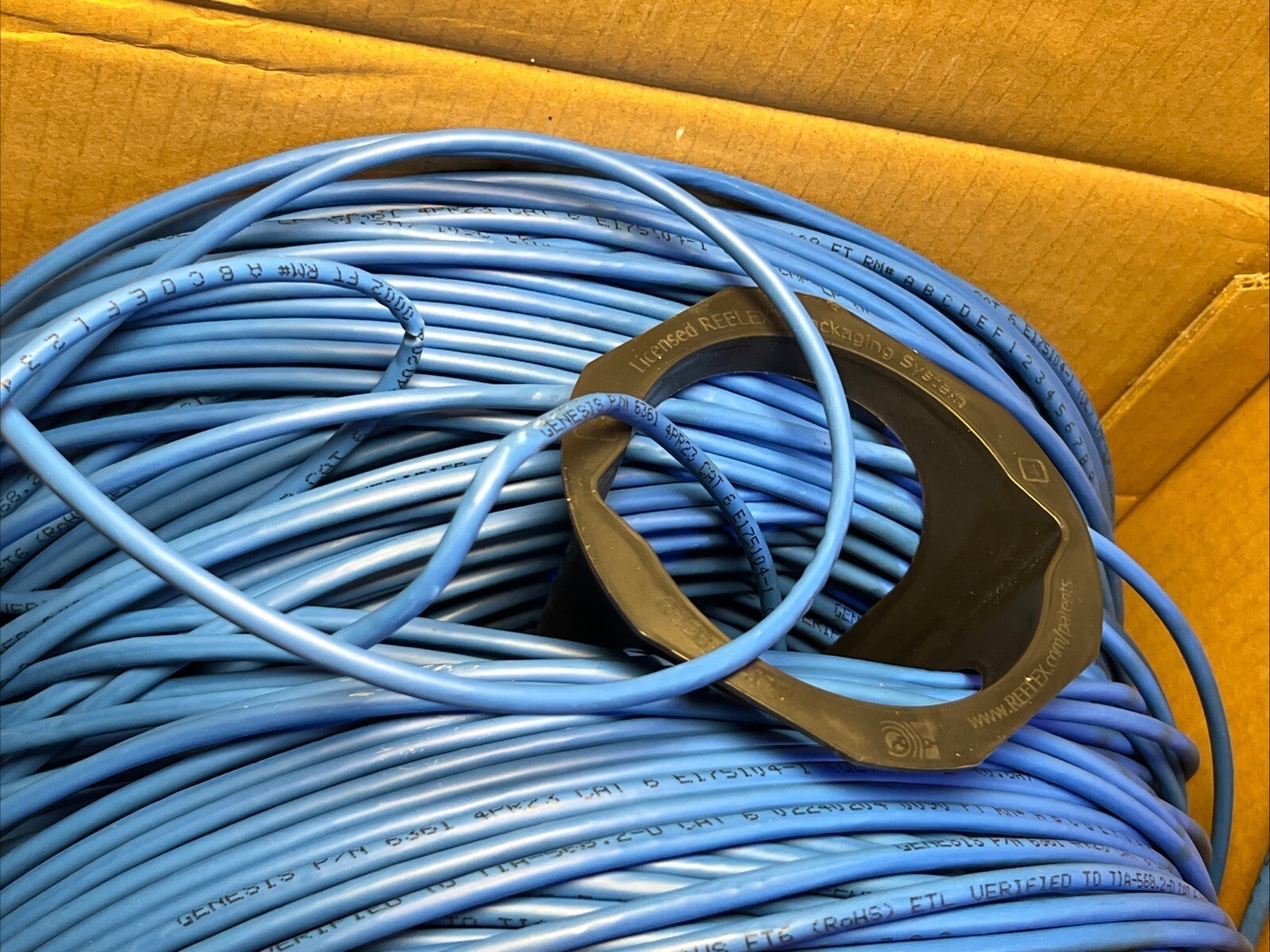 NEW — Genesis CAT6 Plenum Cable 23/4 Solid BC UTP CMP FT6 1000 FT 63611106