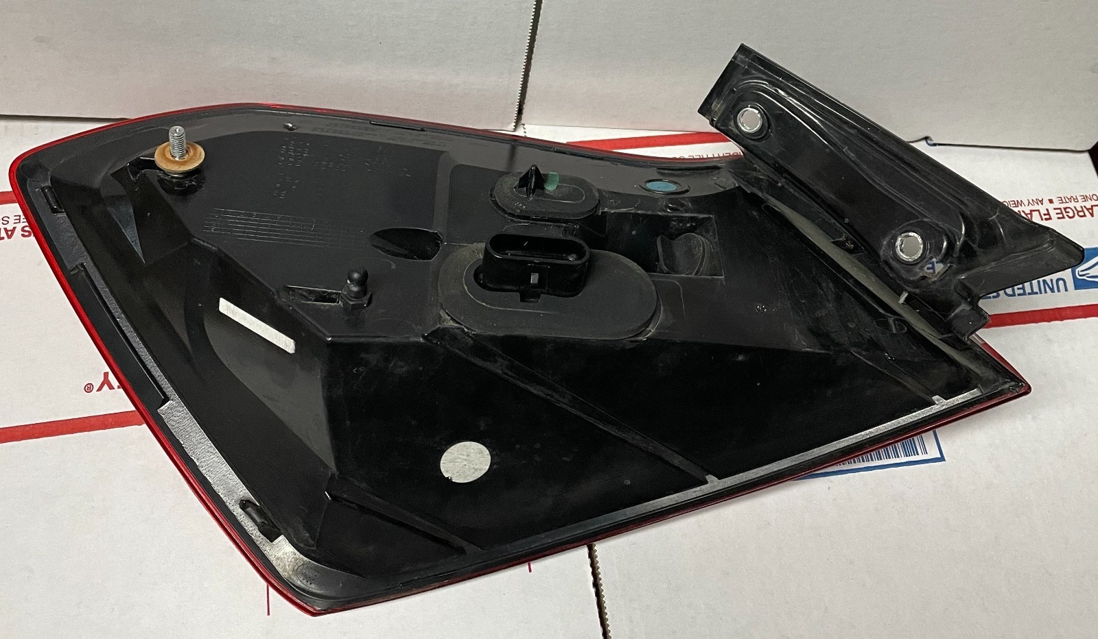 6800084840 Maserati Ghibli 14-20 M157 Rear Right Pass Side Outer Tail Light Lamp