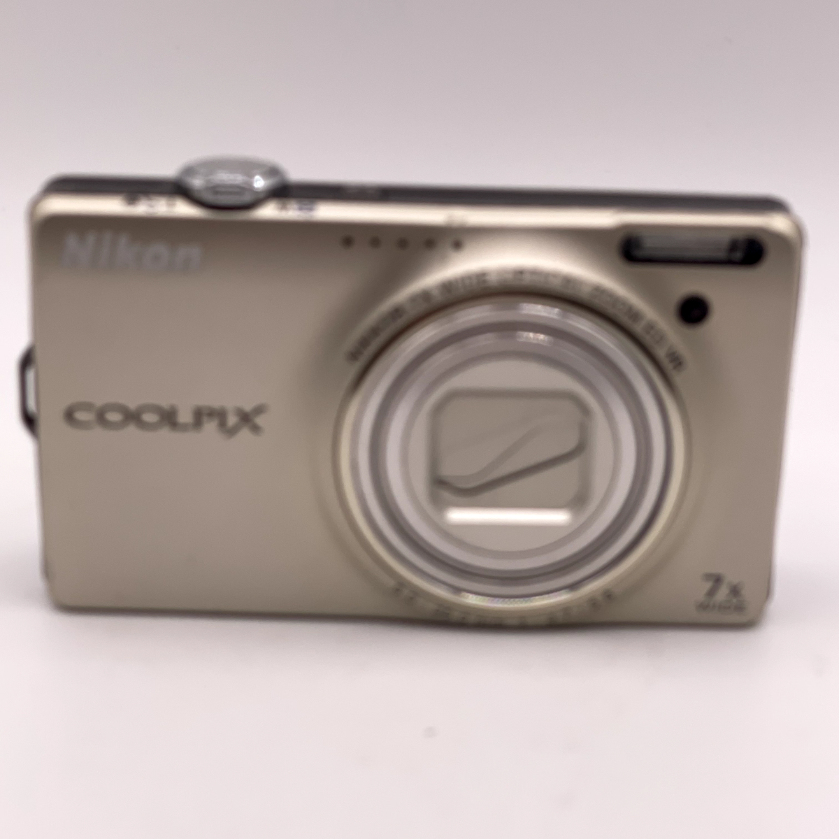 Nikon CoolPix S6000 16.0MP Digital Camera – Silver – Damaged