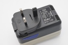 Hahnel Ultima 90800 Li-Ion Battery Charger.  EXC++ condition. FREE P&P!