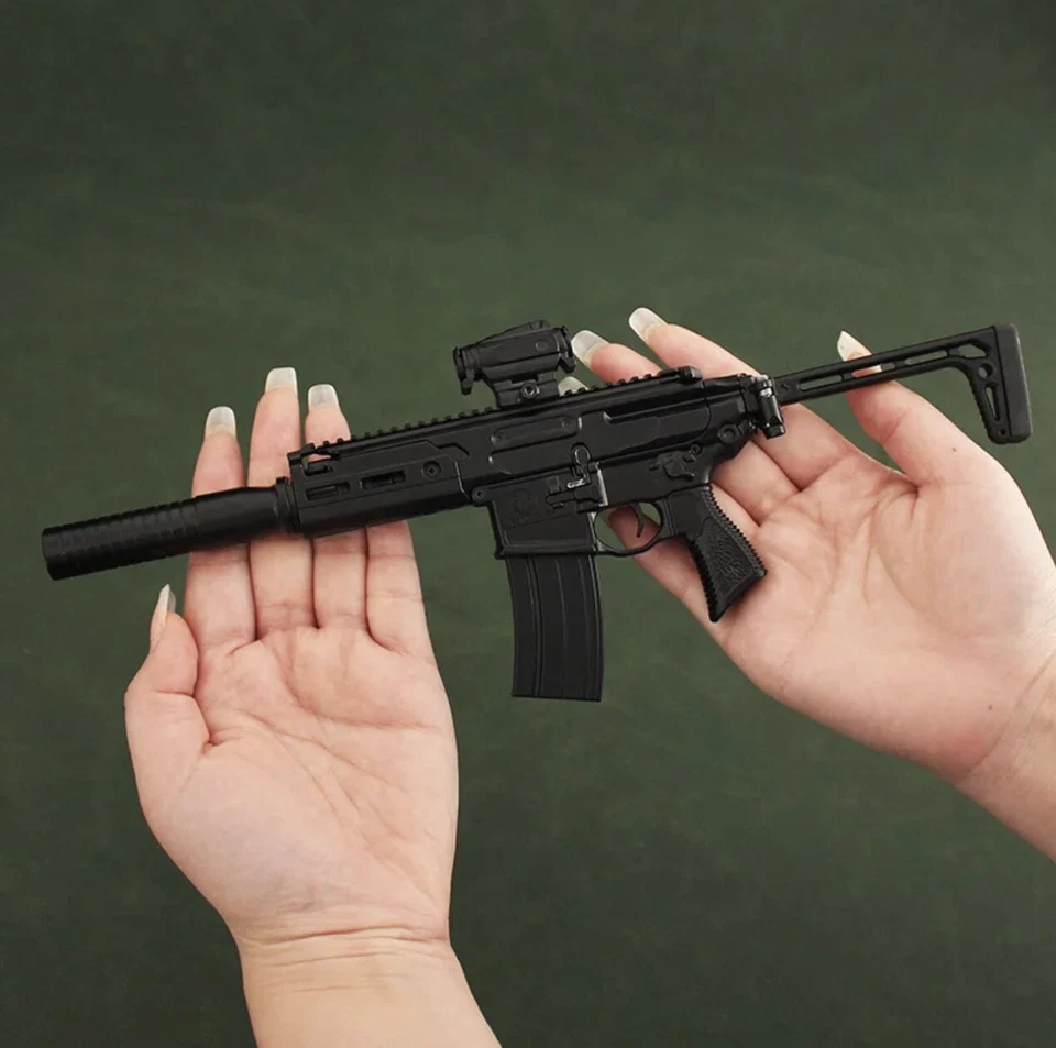 Gun Airsoft Desktop Model Rifle Miniature Gun Removable Mag And Ejecting Shells - Image 2 of 4