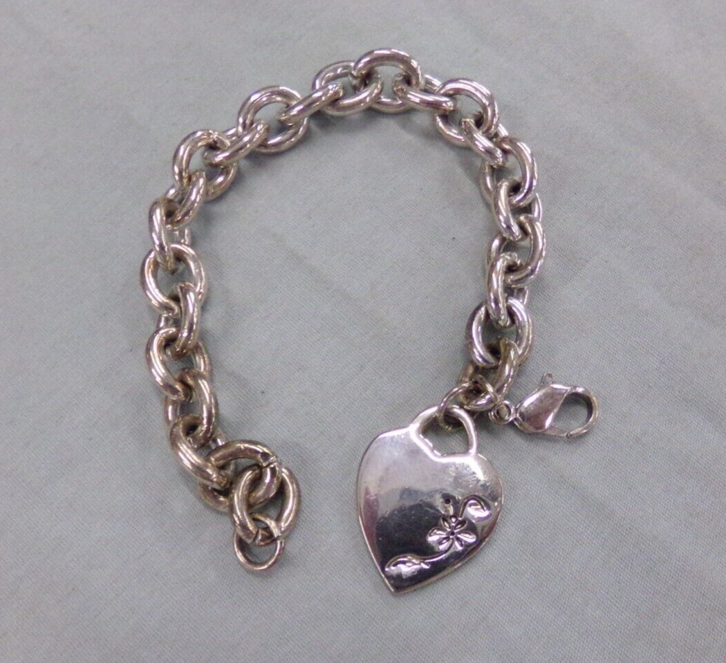 NINE WEST Chain Bracelet w/ Silver Tone Heart Charm 6 1/2
