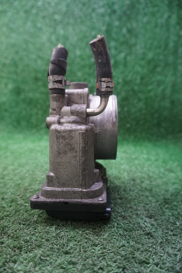 2008 TOYOTA SIENNA 3,5 Л КОРПУС ДРОССЕЛЬНОЙ ЗАСЛОНКИ OEM 220300P050 - Изображение 4 из 4