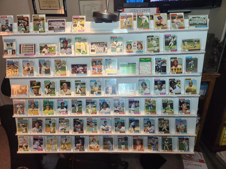 ~C - ¡ENORME! Lote de 123 tarjetas Topps 1974: Phil Niekro, Bill Buckner, etc. ¡SIN DUPS! Foto 3 de 4