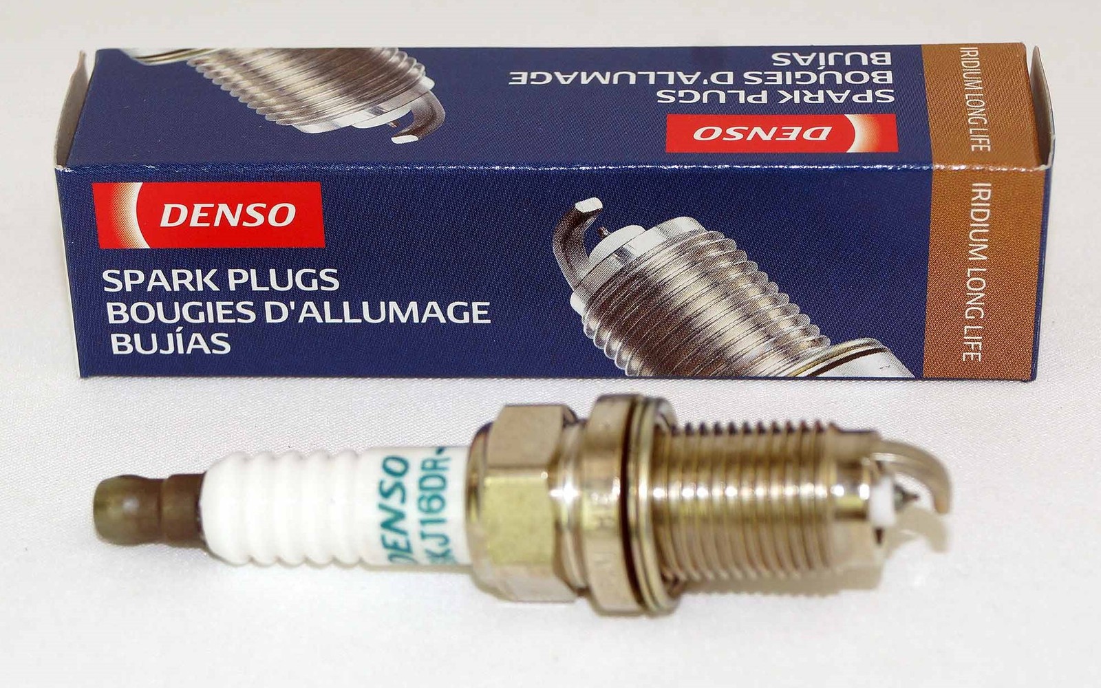 Genuine Denso 3422 SKJ16DR-M11 Spark Plug Iridium Long Life