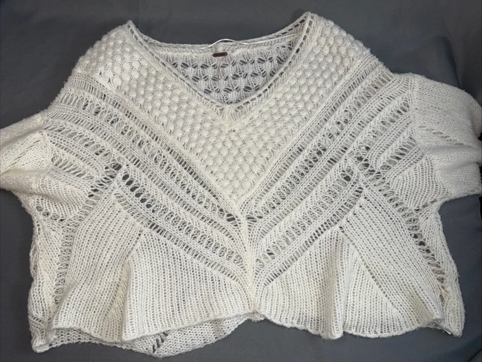 Free People Women’s Sweater Alpaca Wool Blend Size Medium Off White - Image 4 of 4