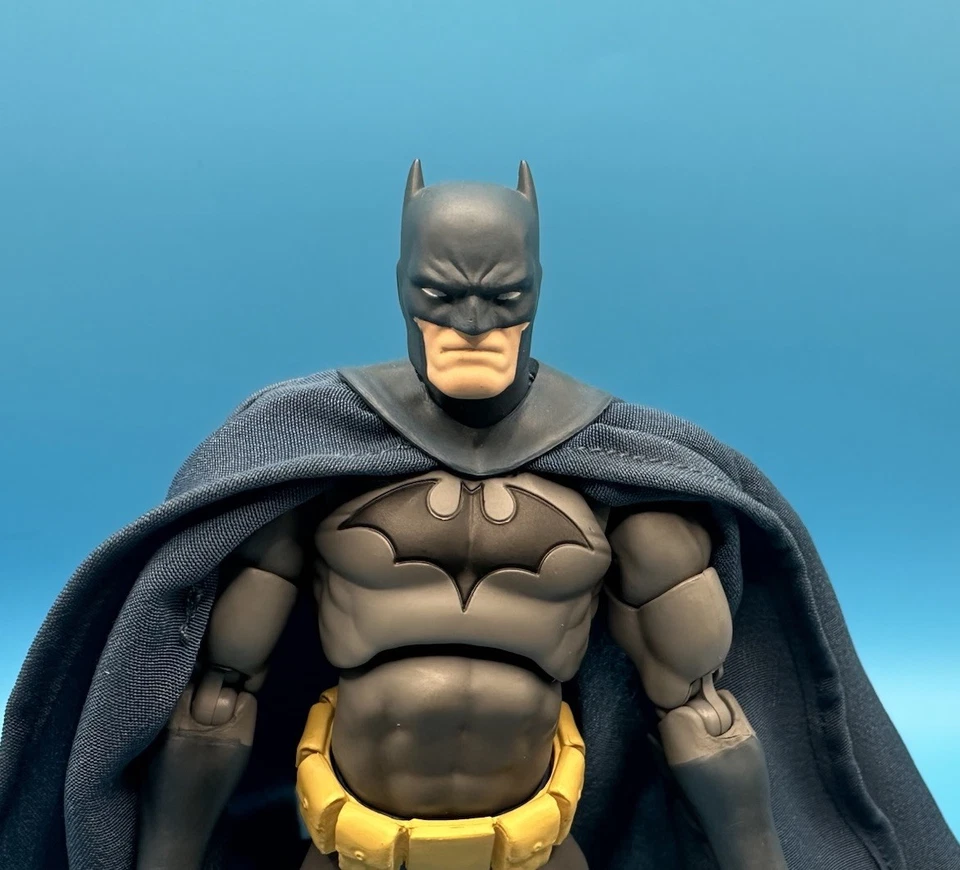 MAFEX 蝙蝠侠:嘘蓝色 105 号可动人偶不完整快速发货!!! — 第 2/4 张图片