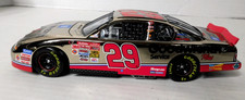 Kevin Harvick 29 Nascar GM Goodwrench 2001 Chevy Gold Diecast - 1:24 -