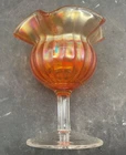 VINTAGE CARNIVAL FENTON STEMED SMOOTH RAY RUFFLED SPITTOON OR VASE