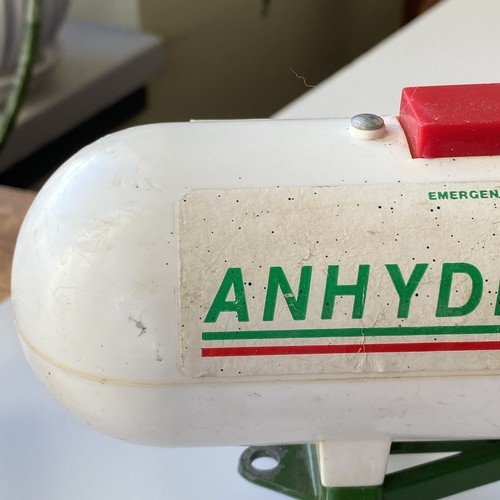 Vintage ERTL 1:16 Anhydrous Ammonia Tank Trailer Farm 326-8311 - Picture 7 of 12