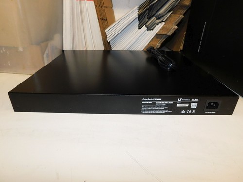 UBIQUITI EDGEMAX EDGEMAX EDGESWITCH ES-48-500W 48 PORTS GIGABIT POE + 2 x 10 Go SFP + 500 W - Photo 6/8