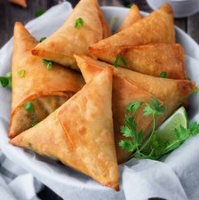 Home Made Chicken Keema Frozen Samosa & Rolle