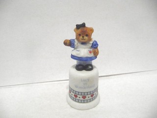 THIMBLE BISQUE ENESCO LUCY RIGG '87 TOPPER OF "LUCY IN WONDERLAND" TEDDY BEAR