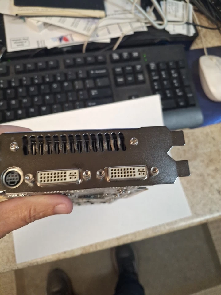 EVGA NVIDIA GeForce GTS 250 (01G-P3-1155-TR) - Image 4 of 4