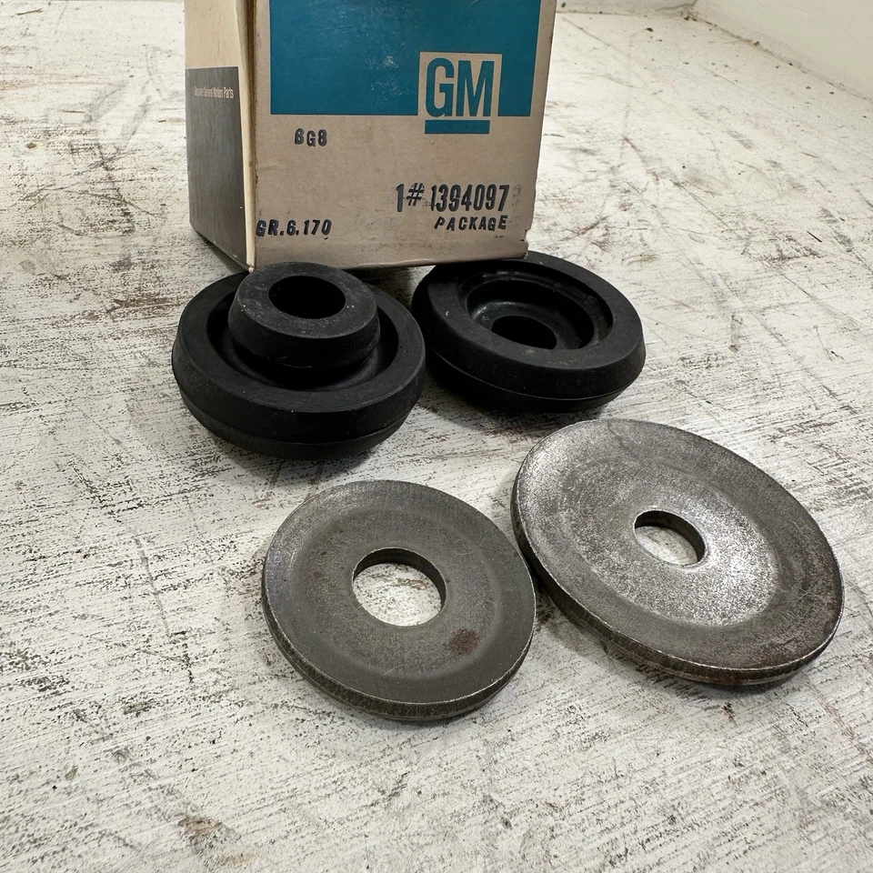 Nuevo Buje de varilla de puntal delantero Buick Electra LeSabre Wildcat L/R 1961-68 GM 1394097 Foto 2 de 4