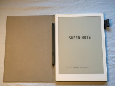 Supernote A5 X  Bundled w/ Genuine Leather Carrying Bag and Kindle Premium Pen