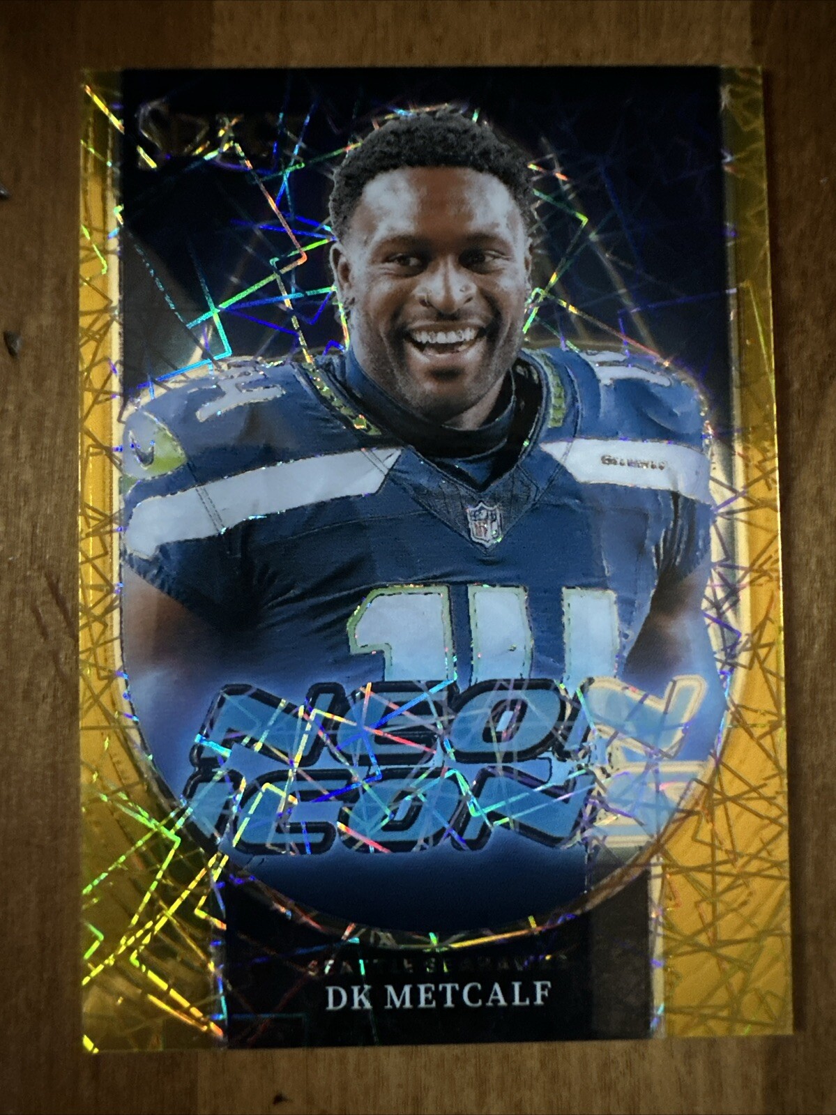 2023 Select DK Metcalf Gold Prizm Neon Icons /10 🔥