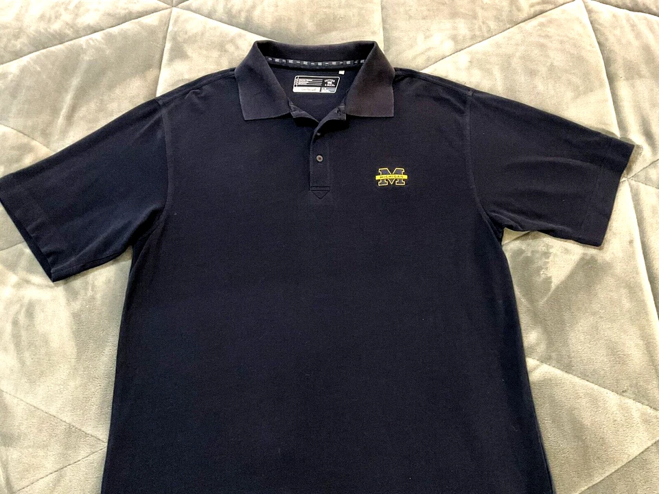 Michigan Wolverines Mens Short Sleeve Polo Shirt Cutter & Buck Size Large - Image 4 of 4
