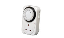 24 HOUR COMPACT MECHANICAL POWER PLUG TIMER SWITCH SOCKET 13A UK 220V-240V