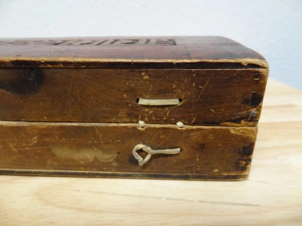 ANTIGUA CAJA MANUSCRITA DE MADERA BUDISTA TIBETANO MONGOL HECHA A MANO Foto 4 de 4