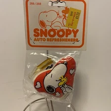 Snoopy Woodstock Auto Refreshener Heart VTG Peanuts NOS Hollywood Accessories