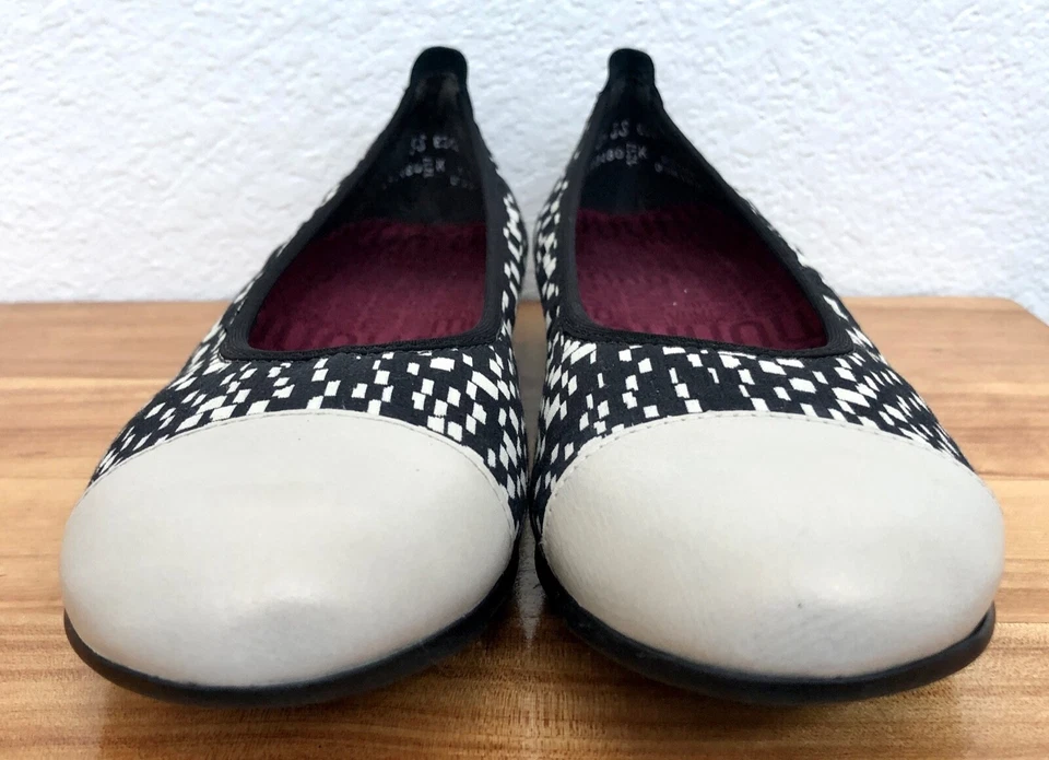 Zapatos planos de ballet Munro Henlee negros y crema a cuadros puntera para mujer talla 8,5 Foto 4 de 4