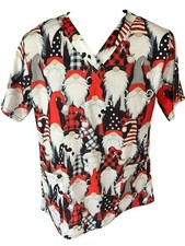 Unbranded Scrub Top Women's Large Santa Gnome Christmas V-Neck Short Sleeve