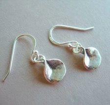 U&C Sundance Cute Sterling Silver .925 Handmade Oxidized 3-D Petals New Earrings