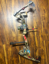 PSE Rally RH 50lb 30in Camo Compound Bow w/ Sight Stabilizer Quiver
