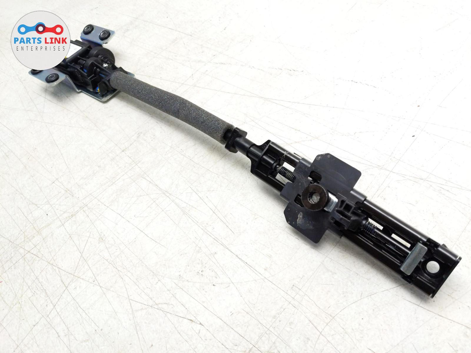 2016-20 BENTLEY BENTAYGA FRONT RIGHT SEATBELT HEIGHT ADJUSTER ACTUATOR PLUG 636