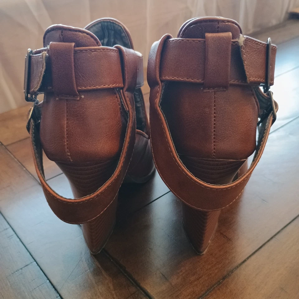 Botín BUMPER Para Mujer Talla 8 Marrón Punta Punta Punta Recortada Hebilla Tacón Grueso Foto 3 de 4