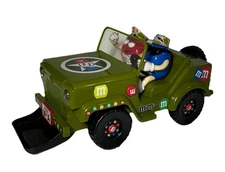 2009 M & M’s Candy Dispenser  Army  Jeep Car Lights Up And Motor Turns On USA 